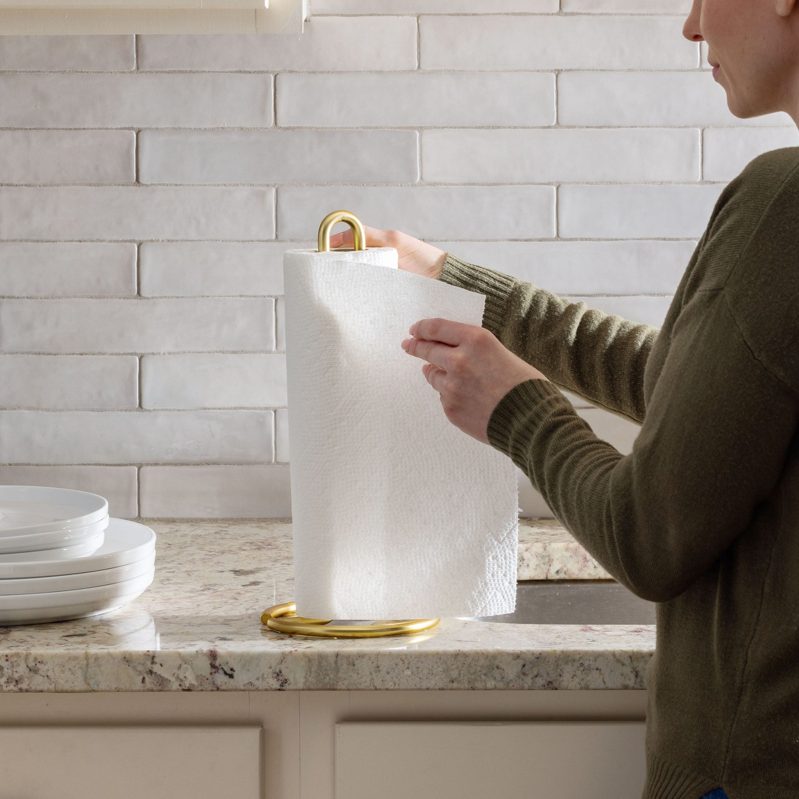 Freestanding Metal Paper Towel Holder - Image 2