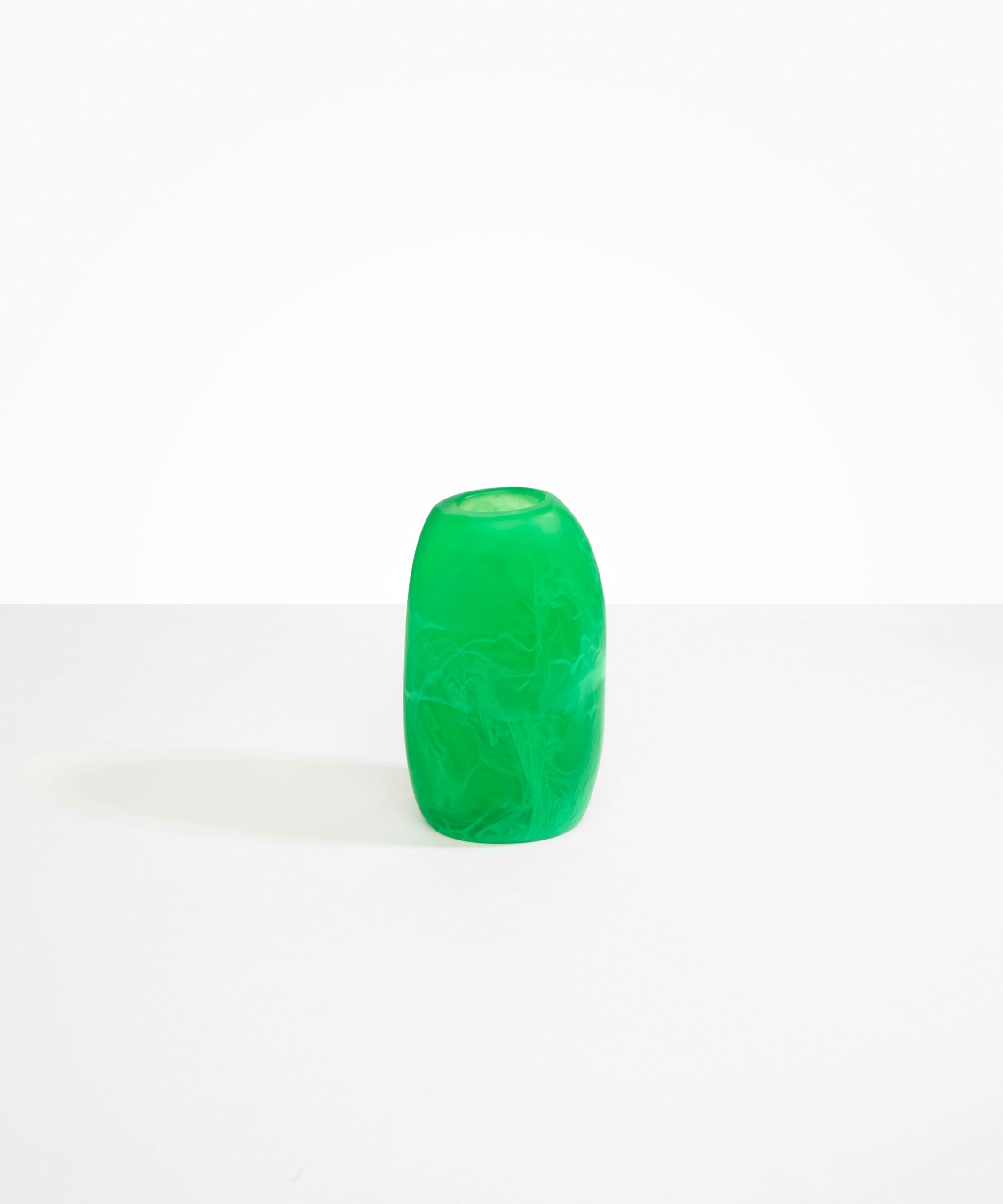Timeless Decorative Vase for Everyday Home Styling - Image 5