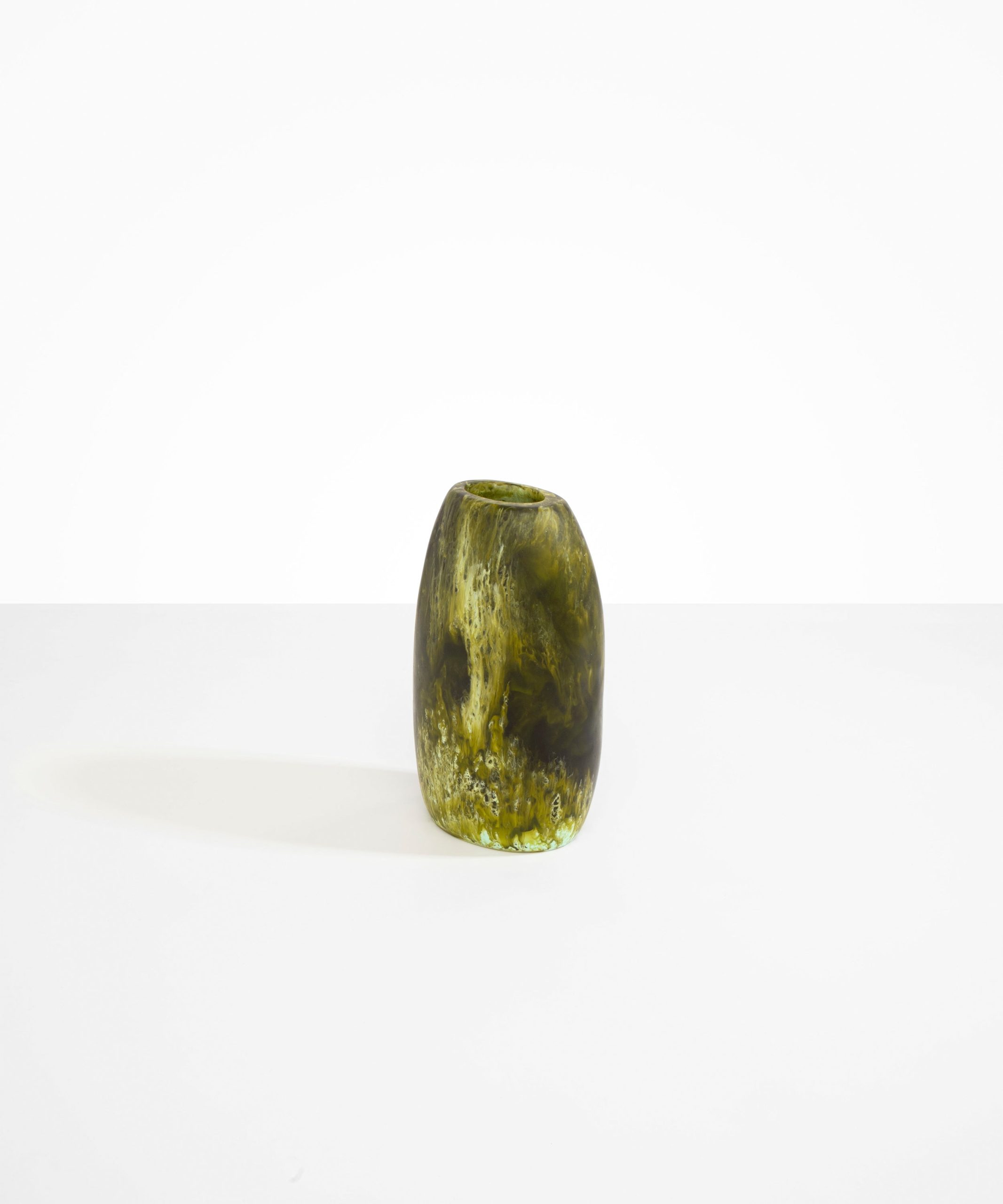 Timeless Decorative Vase for Everyday Home Styling - Image 18