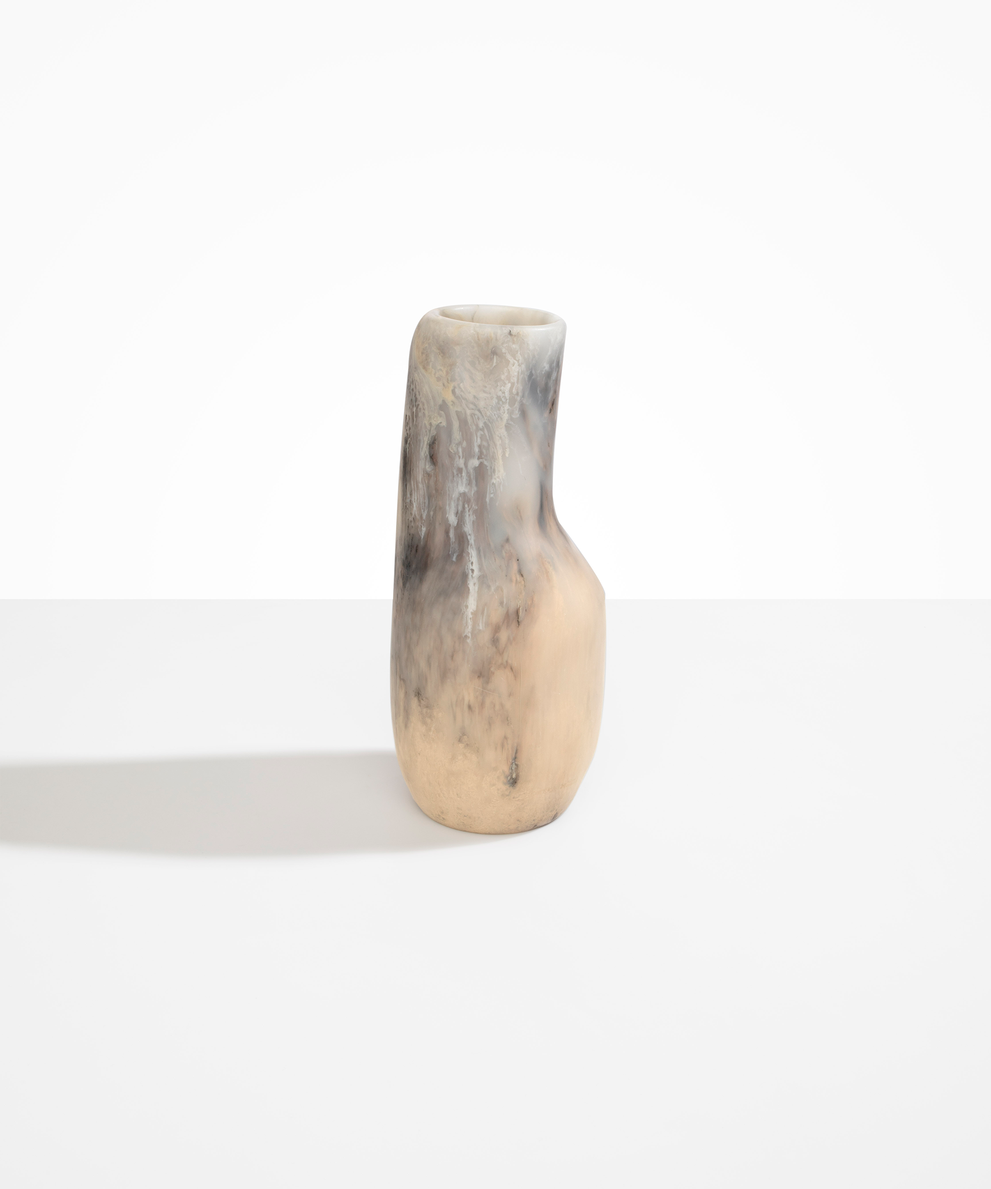 Refined Decorative Vase for Everyday Home Styling Style 5 - Image 4