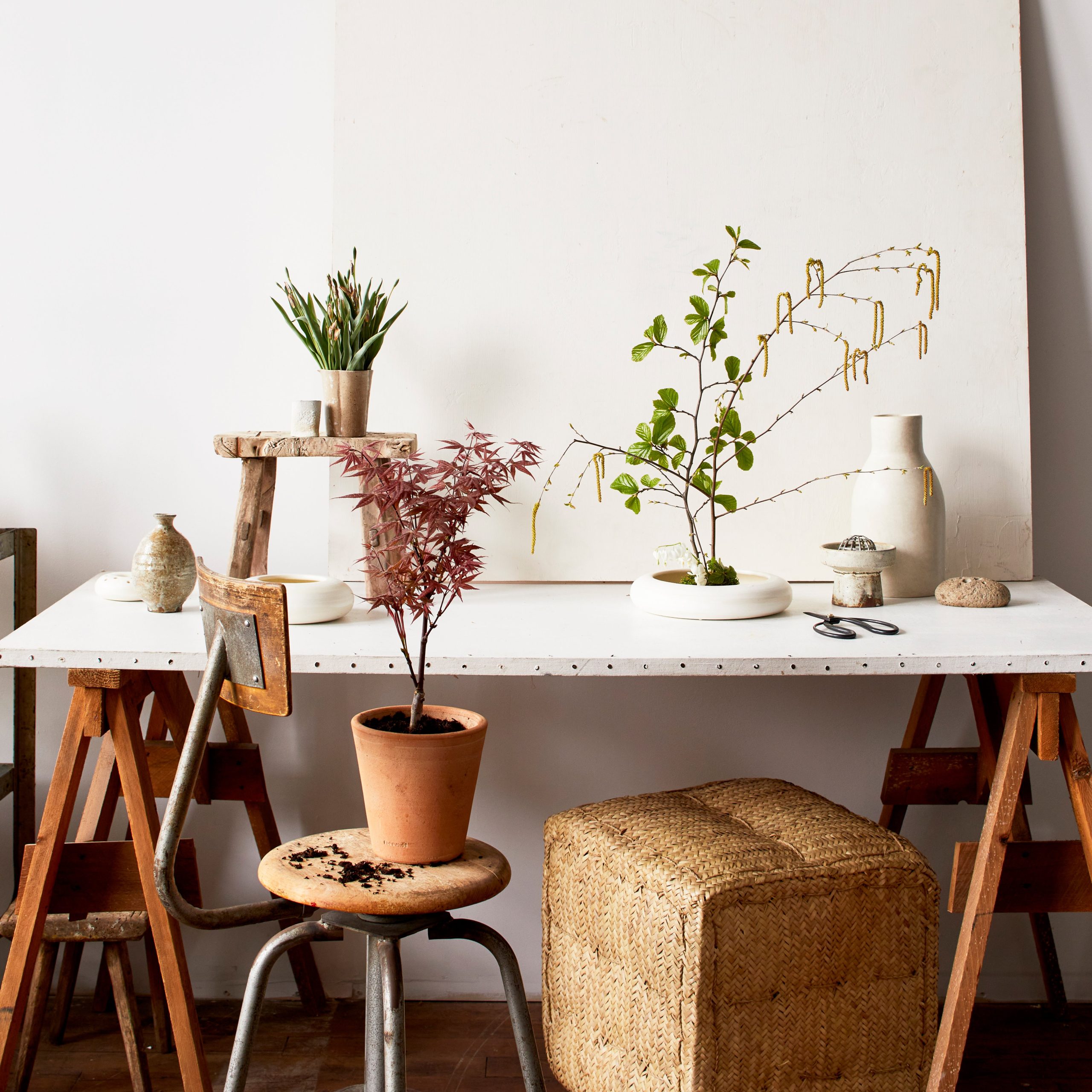 Textured Ivory Decorative Vase for Everyday Home Styling - Image 11
