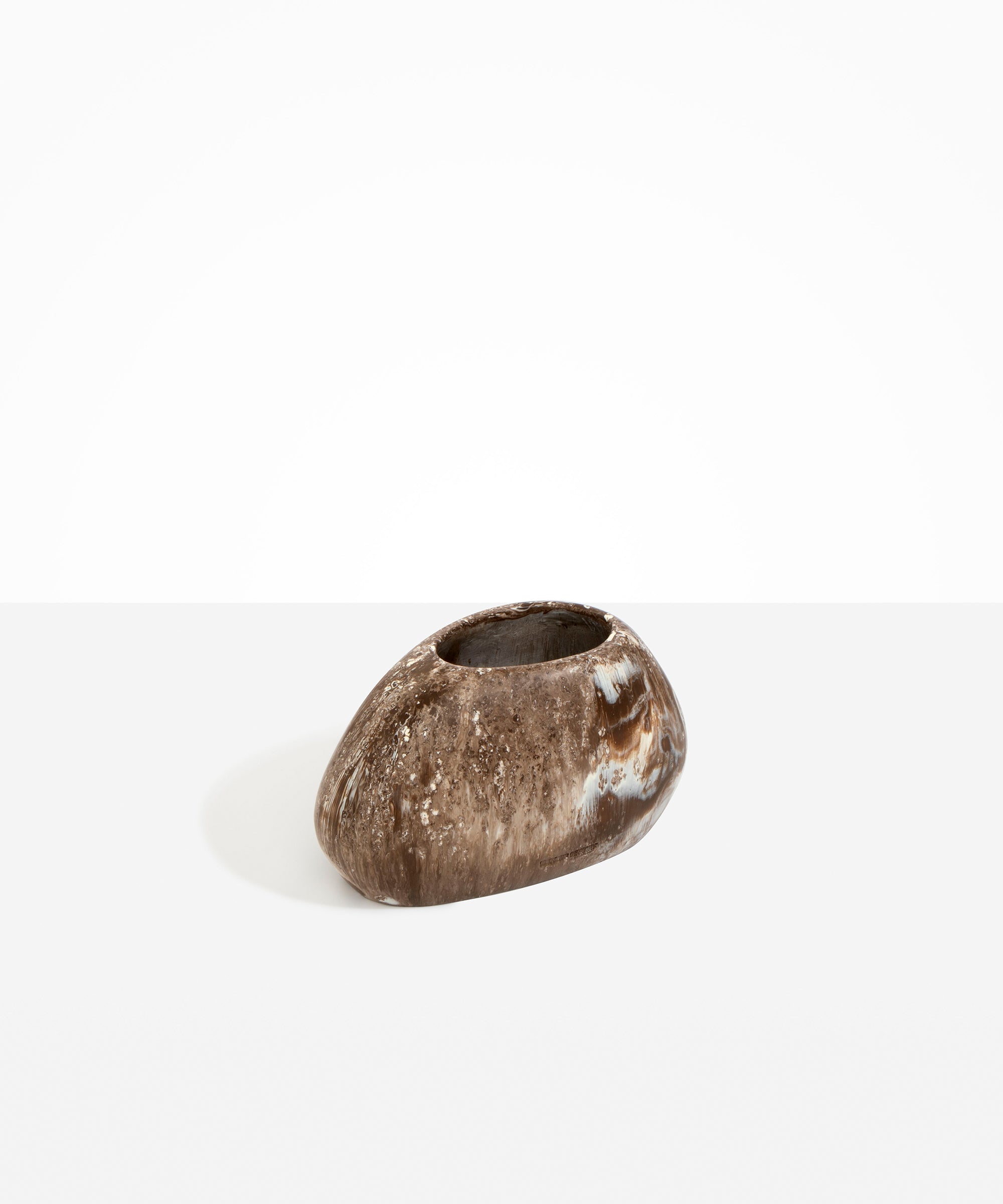 Classic Decorative Vase for Everyday Home Styling Style 2 - Image 3
