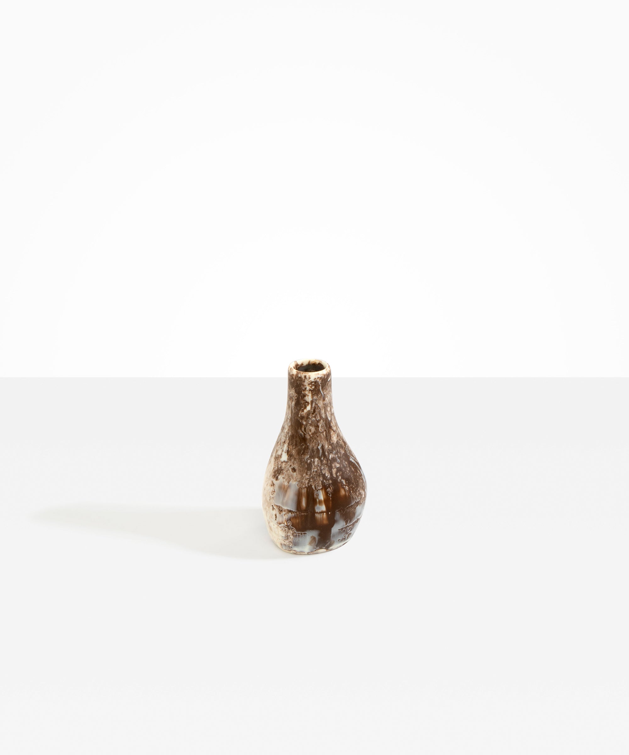 Balanced Decorative Vase for Everyday Home Styling Style 2 - Image 4